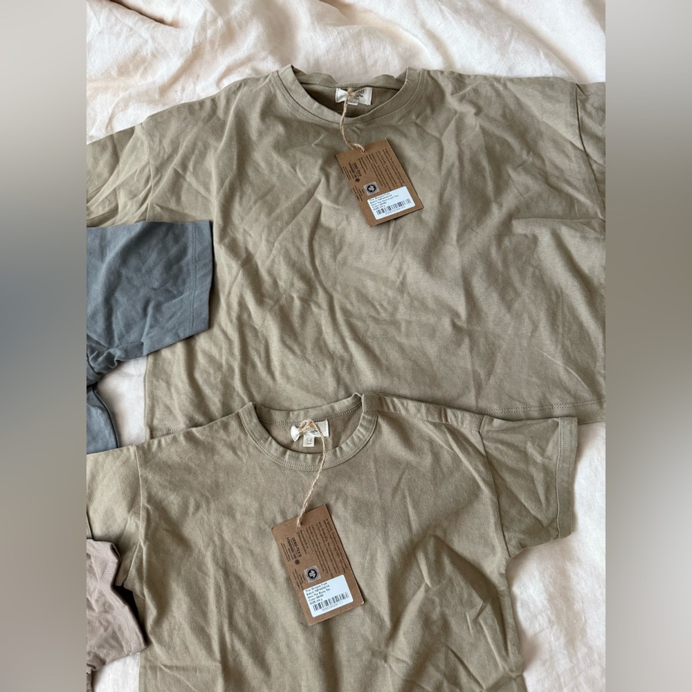 The Simple Folk tee bundle - Picture 2 of 4